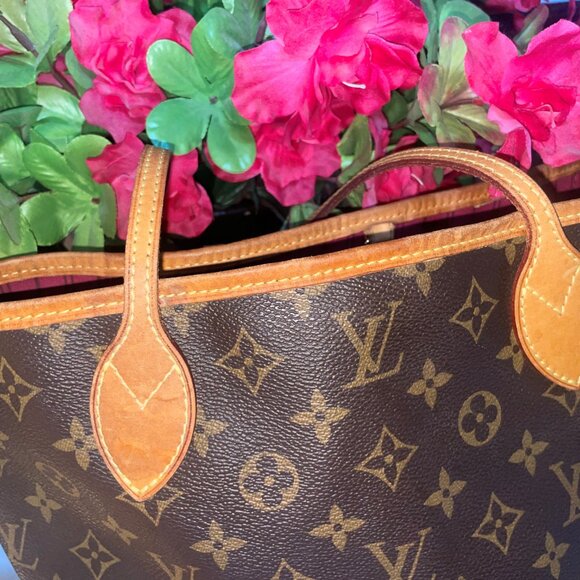 Louis Vuitton Monogram Neverfull PM Tote - Picture 4 of 4